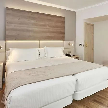 Nh Califa Szálloda Córdoba