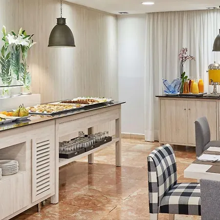 Nh Califa 4* Cordoue