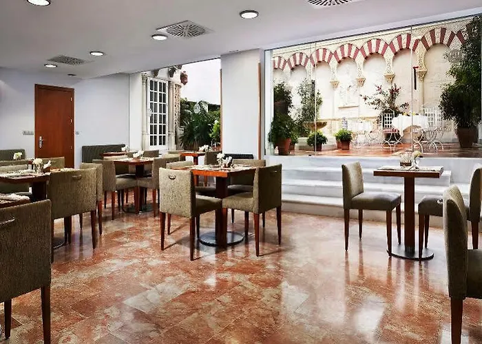 Nh Califa Hotel Córdoba