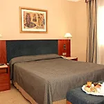 Hotel Nh Califa