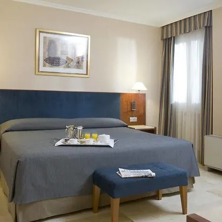 Nh カリファ 4*