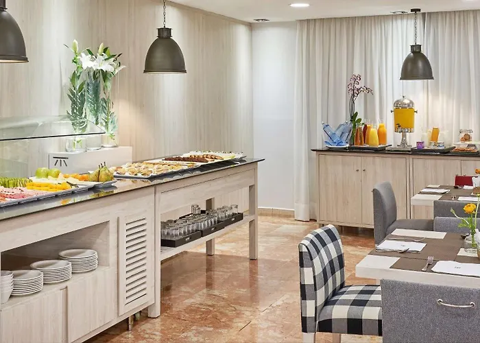 Nh Califa 4* Кордова