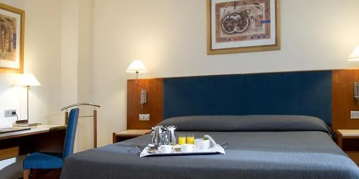 Nh Califa 4* Кордова