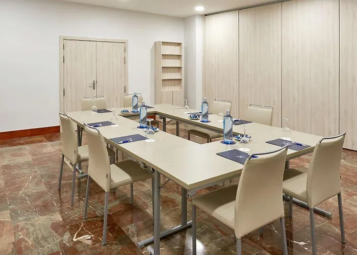 ホテル Nh カリファ