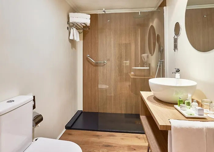 Nh Califa Hotel Cordova